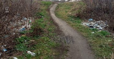 Лежал среди объедков: на Полтавщине обнаружили младенца на свалке, — Нацполиция (фото)