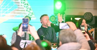 Жадан презентовал новый альбом на станции метрополитена в Харькове (фото)