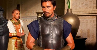 Как Голливуд превращал пророка Моисея в супергероя