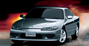 Классика на новый лад: Nissan возродит культовую спортивную модель