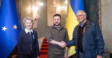 Заморозили, але не віддали. Чи зможе Євросоюз передати Україні гроші агресора