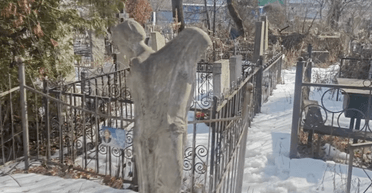 Исследователь кладбищ рассказал, как узнать, что на могиле была ведьма (фото)