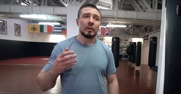 Чемпион Европы по боксу устроил стрельбу в Москве из-за "неправильного" входа в ресторан