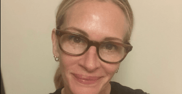 57-річна Джулія Робертс показала себе без макіяжу (фото)