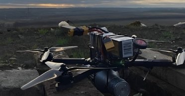 Принес взрывную конфету: дрон "Пегас" расправился с техникой ВС РФ (видео)