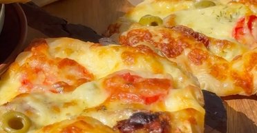 Мініпіци швидко і без клопоту: покроковий рецепт (відео)