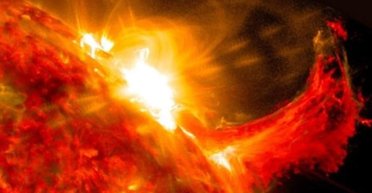 Канібальська плазма з Сонця: Землю накриє потужна сонячна буря, відомі дати