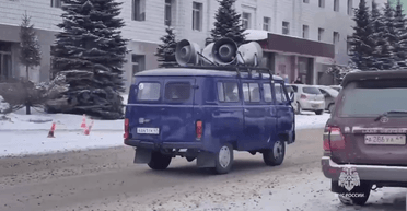 "Увага всім!": в усіх регіонах Росії лунали сирени тривоги, що сталося (відео)