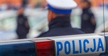 Укусила полицейского и пугала туберкулезом: в Польше задержали украинку за рулем BMW (фото)