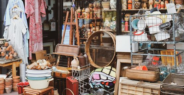 Мужчина 10 лет ходил по распродажам, чтобы найти вещь своей мечты: что он искал