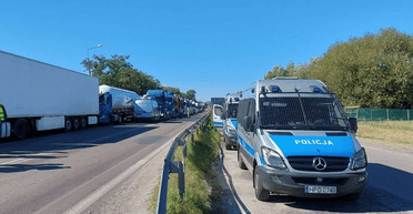 "Создает проблемы": послы стран Балтии выразили Польше демарш из-за страйка перевозчиков