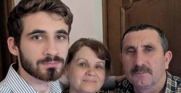 "Мама, я — руина": бойца ВСУ с тяжелой болезнью не списывали из армии, он ушел в СЗЧ и умер