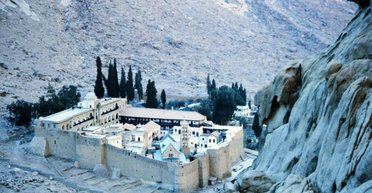 Мойсей отримав скрижалі з Десятьма заповідями на горі: де вона знаходиться