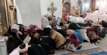 Віряни прикривали одне одного: ЗМІ дізналися подробиці удару РФ по церкві в Херсоні (фото)