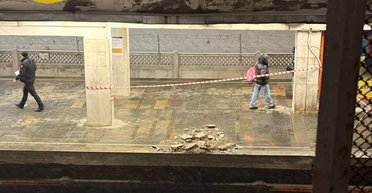 У київському метро обвалилася стеля на станціях "Теремки" та "Чернігівська": яка причина (фото)