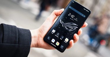 Самые производительные смартфоны апреля 2024 и лучшие "середнячки": рейтинг AnTuTu