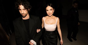 Владимир Дантес в роли тирана: как прошла премьера фильма "Все оттенки соблазна"