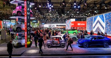 Старший брат Duster и преемник Skoda Karoq: самые интересные новинки автошоу в Париже (фото)