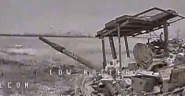 Прямо в люк: операторы БПЛА ювелирно уничтожили танк оккупантов (видео)