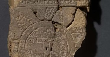 Секрети створення Всесвіту і монстрів: вчені розшифрували 3 000-річну вавилонську табличку (фото)