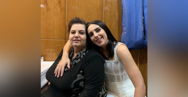 "Найкраща у світі": Джамала привітала маму з ювілеєм і показала раритетне фото з нею