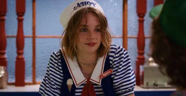 Звезда "Очень странных дел" тайно вышла замуж: что известно о ее избраннике (фото)