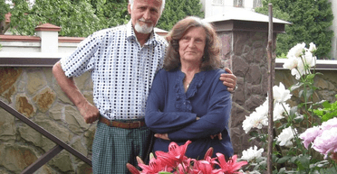 Батько Кузьми Скрябіна назвав причину смерті своєї дружини (відео)