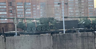 "Были спрятаны среди деревьев": ВСУ уничтожили самые дальнобойные САУ армии КНДР (видео)