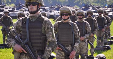 Скарбничка перемоги. Навіщо українці перераховують гроші на армію