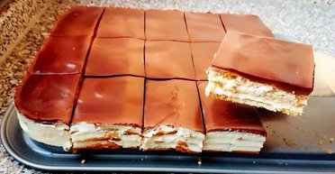 Ананасово-кокосовый пирог, который тает во рту: простой рецепт вкусного десерта