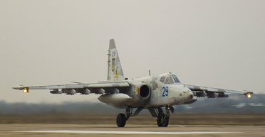 Пораженный "Ланцетом" штурмовик Су-25 оказался макетом, — детальный OSINT-анализ (фото)