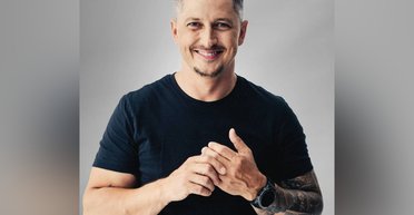 Известный телеведущий Александр Педан заявил о том, что хочет усыновить ребенка (видео)