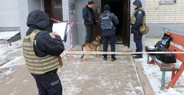 У Чернігові пролунав вибух у багатоповерхівці: є загиблий (фото, відео)