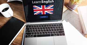 Новый статус английского языка: нардеп рассказала, для кого из украинцев английский станет обязательным