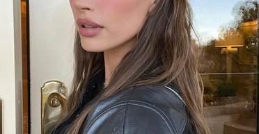 Гейлі Бібер продемонструвала ідеальний купальник для серпня 2022 (фото)