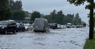 Києву загрожують потужні зливи, як в Одесі: науковець попередив українців про зміни клімату (відео)