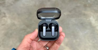 Нові навушники Samsung стали хітом продажів: що особливого в Galaxy Buds 4 (фото)