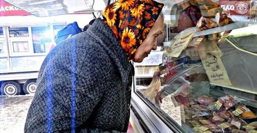 Россияне столкнулись с проблемами из-за дефицита бюджета: нет еды и медицины