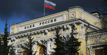 Рубль у Херсоні. Навіщо в керівництво Центробанку Росії поставили військового, який вводив рубль у Криму