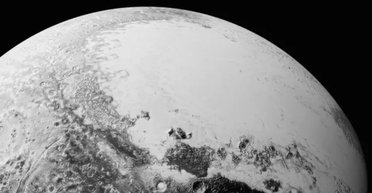 Не такий як інші планети: чому у Плутона така дивна орбіта (фото)