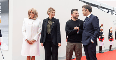 Бріжит Макрон зʼявилася на публіці в білосніжному образі (фото)