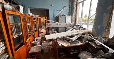 Дрон РФ попал в музей имени Лазаревского в Конотопе: здание сильно повреждено (фото)