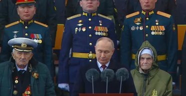 Замість параду на 9 травня — вбивці українців: у Росії зламали телеканали (відео)