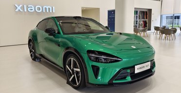 Бешеный спрос: подержанные электрокроссоверы Xiaomi стали дороже новых