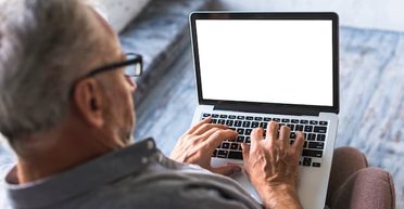 "Ты мой тайный агент": экс-полковник США слил женщине из Украины секретные данные через сайт знакомств