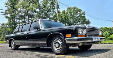 У США на продаж виставили раритетний лімузин родом із СРСР (фото)