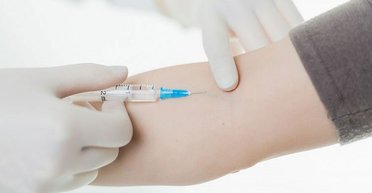 Ввели некачественный препарат после операции: в больнице Днепра умер 11-летний мальчик