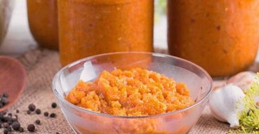 Гарнир, закуска, или густой соус: рецепт вкусной икры из морковки