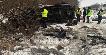 В масштабном ДТП под Львовом погиб бывший доброволец, подробности (фото)