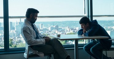 Выбор оленя. Зачем смотреть фильм "Убийство священного оленя"